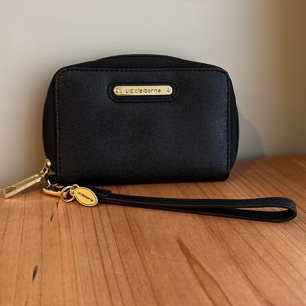 Liz Claiborne Zip Around Wallet Wristlet - Black Pebbled Jacquard, Gold Hardware